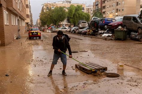 cleaning mud Spain|Spain's Officials Warn Travelers of Serious Health .